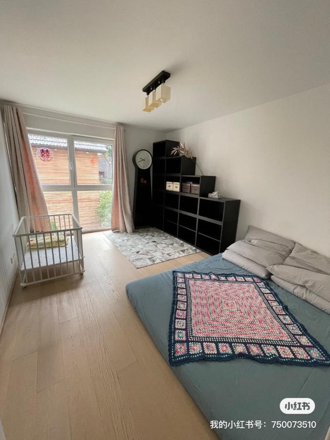 Familienfreundliche Mit 110qm In Ruhiger Und Gut Angebundener Lage Apartamento *